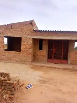 Unfinished 7 roomed house in Dema