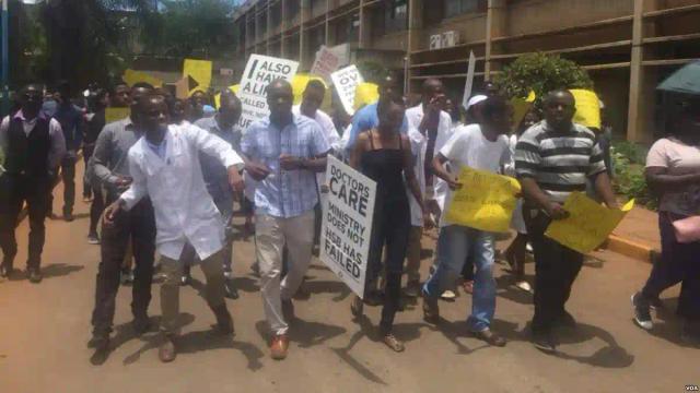 Doctors Joining Nurses' Salary Protest