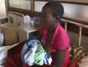 PICTURE: Marooned Woman Gives Birth While Perched On Tree Branch In Chimanimani