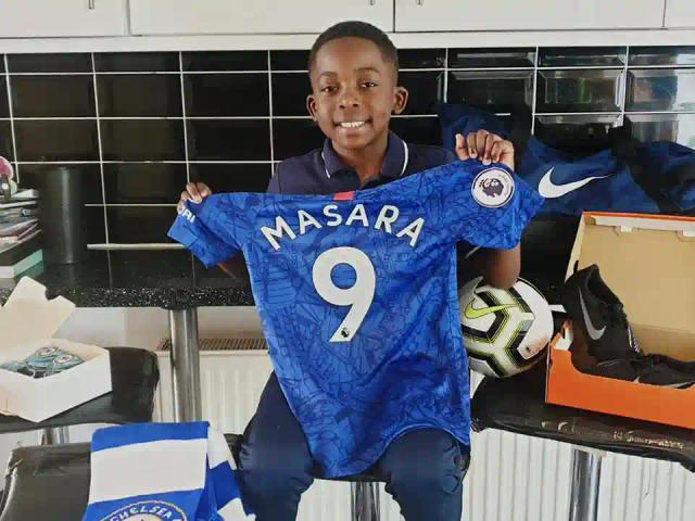 PICTURES: Young Zimbabwean Striker Officially Joins Chelsea Academy