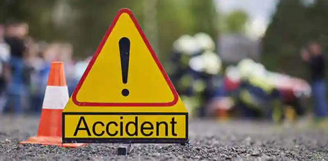 11 People Rushed To Hospital After Kombi AndTruck Crash