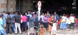 Bank Workers Threaten To Go On Strike, Demand 60% Increment, Offered 3.4 %