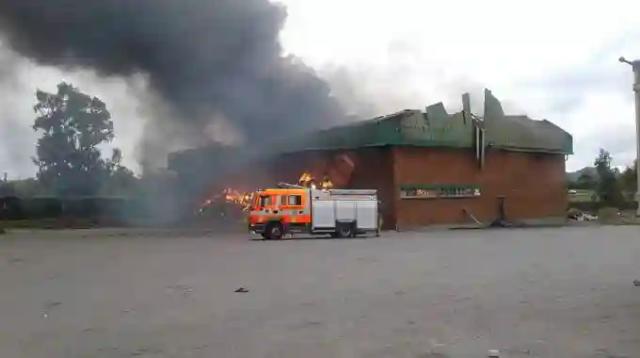 BREAKING: Fire Destroys State-owned Warehouse At Beitbridge Border Post