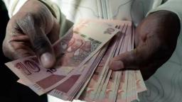 Captains Of Industry, Shops Bemoan Zimbabwe Dollar Shortage