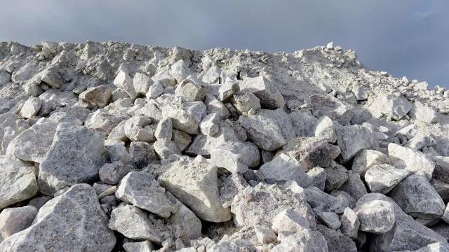 Chinese-owned Lithium Miner Suspends Operations In Zimbabwe