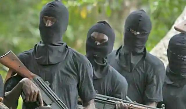 Details Of How 5 Armed Robbers Pounced On A Cash In Transit Vehicle In Chivi Emerge