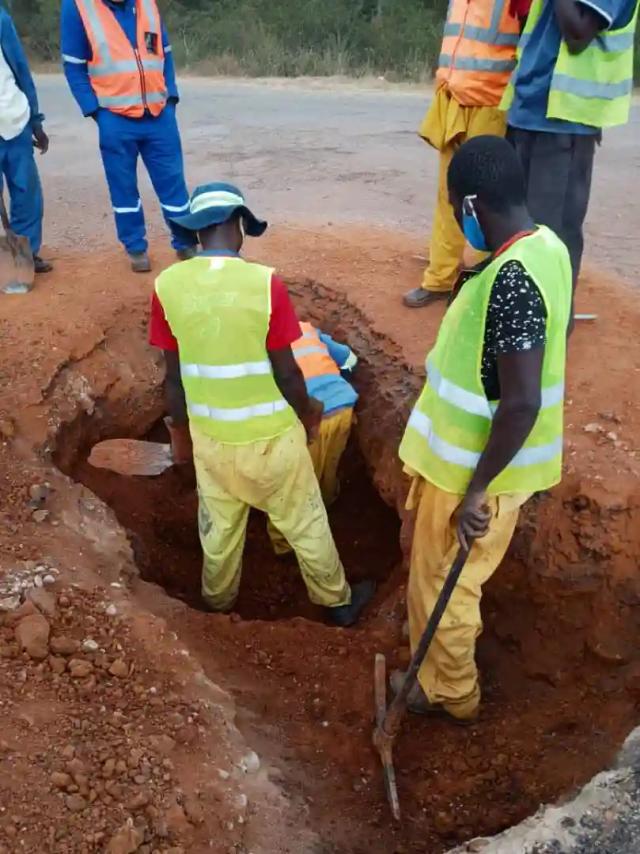 Illegal Gold Panners Threaten Shurugwi Road Near Boterekwa