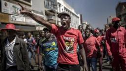 "Let Them Come," - MDC Youths Vow To Resist Khupe's Takeover Of Morgan Tsvangirai House