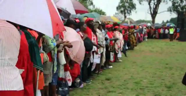 MDC-T supporters brave the rains to attend "shutdown" rally in Harare (Pictures)