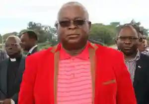 MDC VP, Elias Mudzuri In Trouble For Not Giving His Seat To Chamisa At Mtukudzi Funeral
