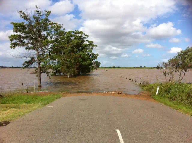 Met Department warns of potential floods in 5 provinces.