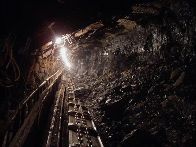 Miners Left With Only 12 Days' Supply Of Coal