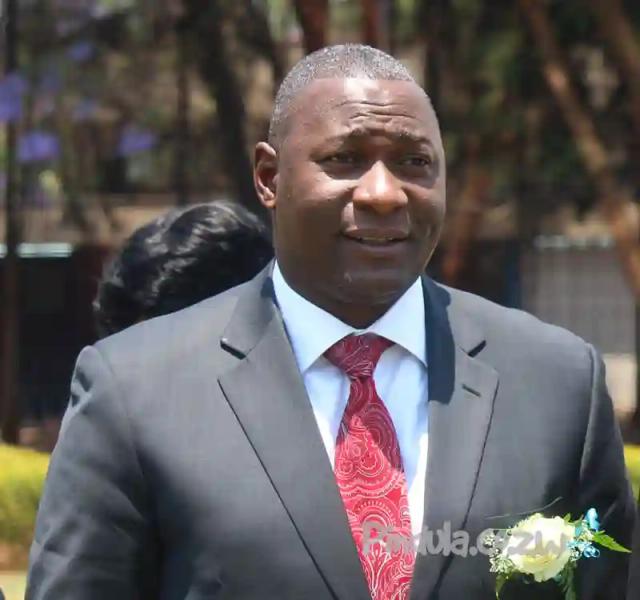 Minister Supa Mandiwanzira apologises to Pastor Evan Mawarire for falsely claiming that he had skipped bail