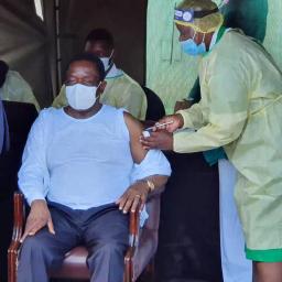 Mnangagwa Speaks On Why He Was Vaccinated In Victoria Falls