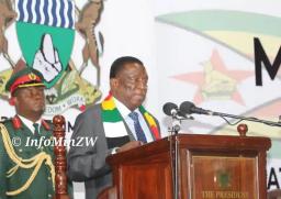Mnangagwa Swaps Cabinet Ministers