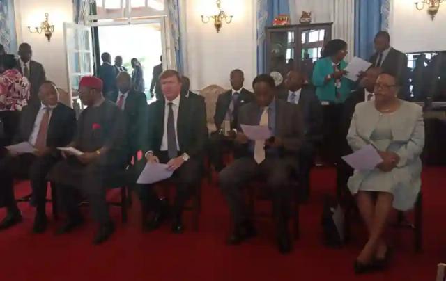 Mnangagwa Swears In Members Of Commission To Look Into August 1 Violence, Killings
