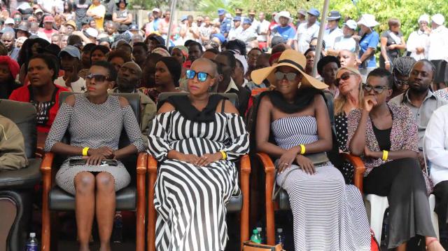Mtukudzi's First Wife Shunned At Funeral, Daughter Sandra Expresses Disapproval