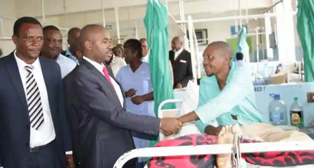 Nelson Chamisa Tours Hospital Assessing Impact of Doctors' Strike