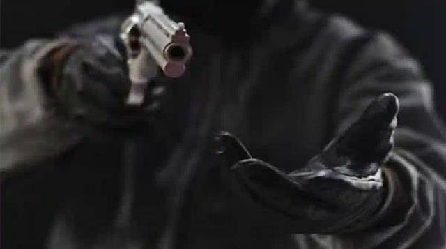 Notorious Armed Robbers Nabbed After Gunfight With Cops