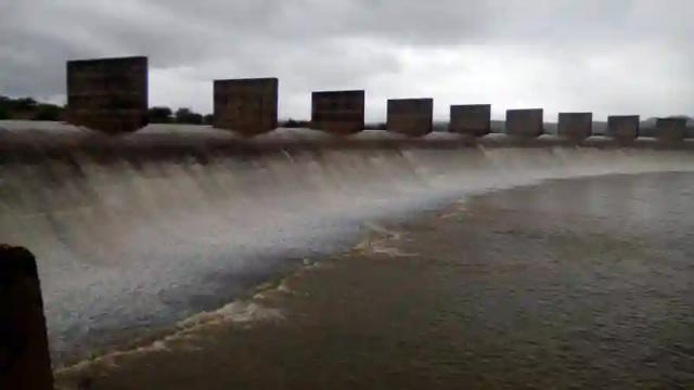 Pictures: Bulawayo's Umzingwane Dam now 100% full and spilling