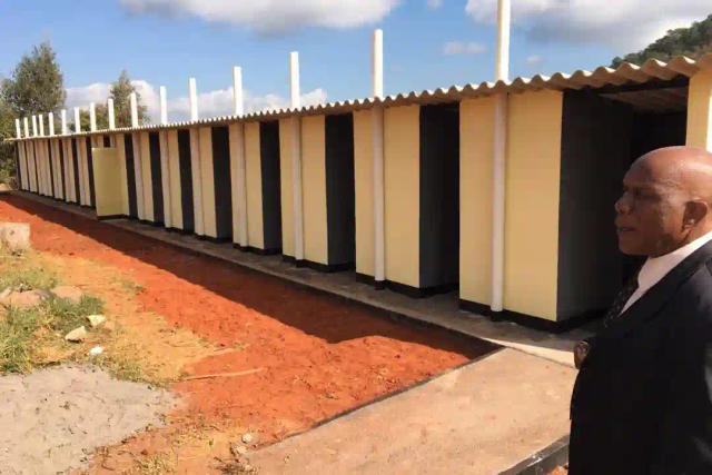 PICTURES: Compare & Contrast Govt Vs Pvt Efforts To Build Toilets In Cyclone Idai Affected Areas