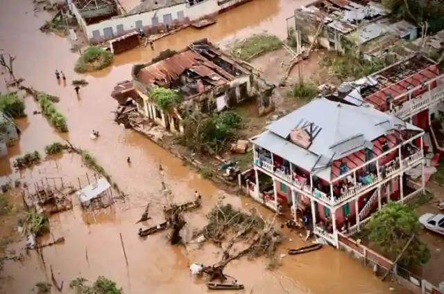 PICTURES: Cyclone Kenneth Destroys Properties And Lives In Mozambique