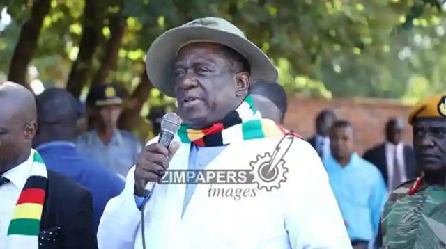 PICTURES: ED Addresses Attendees Before Clean Up Campaign