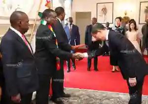 PICTURES: Mnangagwa Welcomes New Chinese Ambassador