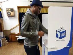 PICTURES & Videos: South Africa Votes