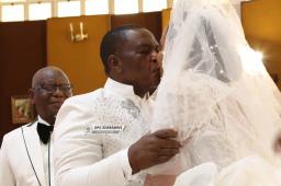 PICTURES: VP Chiwenga, Colonel Baloyi Wedding
