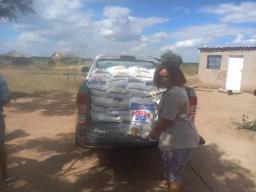 Police Block MDC MP From Distributing Mealie Meal In Her Constituency - Report