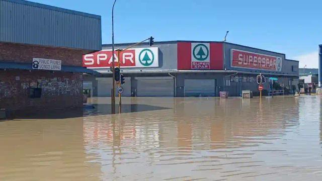 Ramaphosa Visits Flood-stricken KwaZulu-Natal