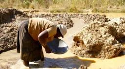 RBZ Yields To Small-scale Gold Miners' Demand