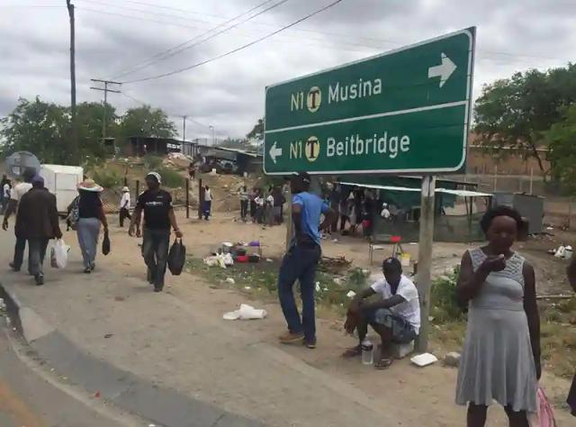 SA Taxis Block Beitbridge-Musina Highway