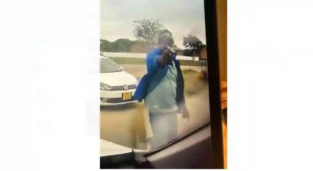 WATCH: Armed Robbers Pounce On Motorist In Broad Daylight In Harare