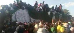 ZANU PF Supporters Loot Mealie Meal At Mnangagwa Rally