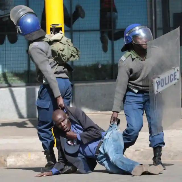 "Zimbabwe Is Still Under COVID-19 Lockdown" - Police