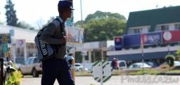 ZRP Bans Police Officers From Carrying Bags, Groceries While In Uniform